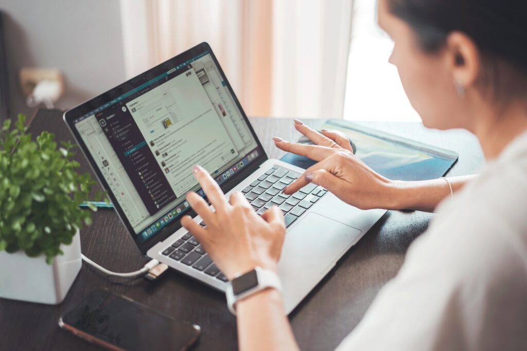 Best remote jobs for college students in 2026